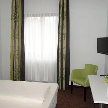 Hotel Alter Wirt Heimstetten Kirchheim bei Muenchen